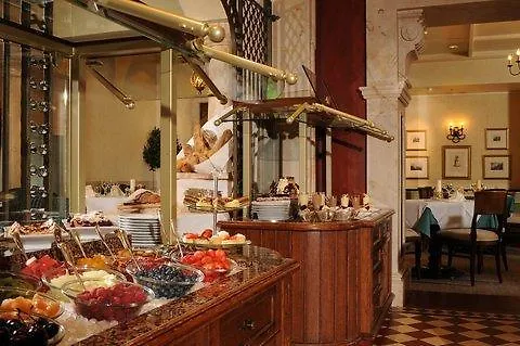 Hotel Hilton Basilej 5*,