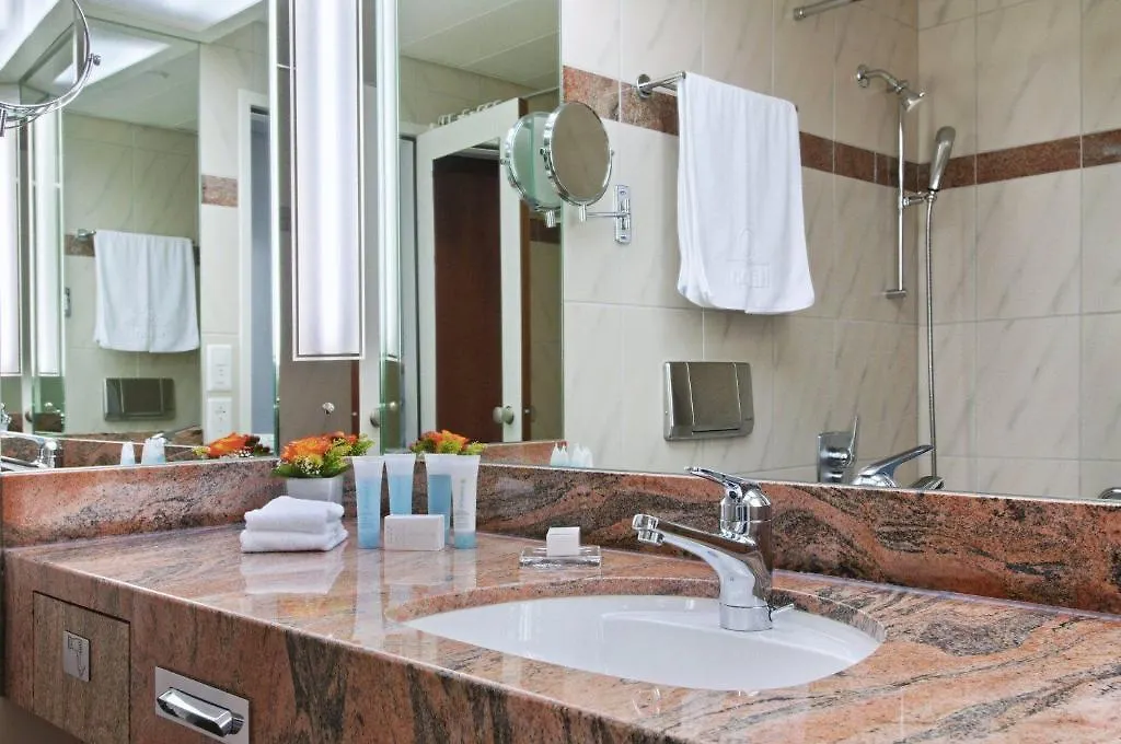 Hotel Hilton Basilej 5*,  Švýcarsko